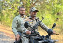 सुशासन की मोटरसाइकिल से दुर्गम पहाड़ों तक पहुँचे कलेक्टर-एसपी