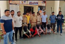Manawar News: ग्राम बागसुल में हुई लाखों की डकैती के 5 आरोपियों को पकड़ने में पुलिस को मिली बड़ी सफलता