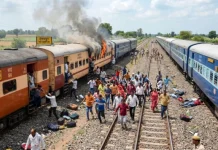 Major Accident in Morena:आग की अफवाह से भगदड़, दूसरी ट्रेन से कटकर 6 लोगों की मौत