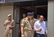 लखनऊ की घटना के बाद इंदौर में जागा प्रशासन,कैटेलाइजर कोचिंग सेंटर को किया सील