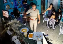 कैफ़े में पुलिस अधिकारी की ‘गुंडागर्दी’ का वीडियो वायरल,CCTV वायरल, डंडे से फैलाई दहशत हुए सस्पेंड !देखिये वीडियो