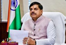 CM A+ Cases: 821 नोटशीट हो रही थी इधर-उधर, CM की सख्ती से अधिकारियों में हड़कंप, देर रात तक जारी होते रहे आदेश CM A+ Cases: 821 - CM A+ Cases: 821 नोटशीट हो रही थी इधर-उधर, CM की सख्ती से अधिकारियों में हड़कंप, देर रात तक जारी होत…